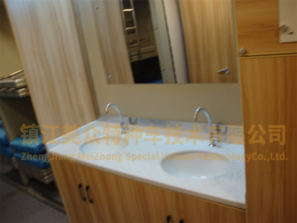 �a(ch��n)Ʒ�б�